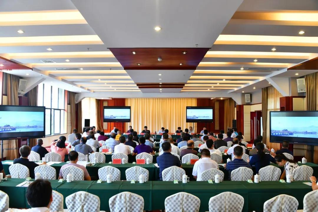 九大高原湖泊现场会